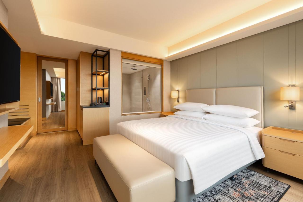 Courtyard By Marriott Shillong Hotel ภายนอก รูปภาพ