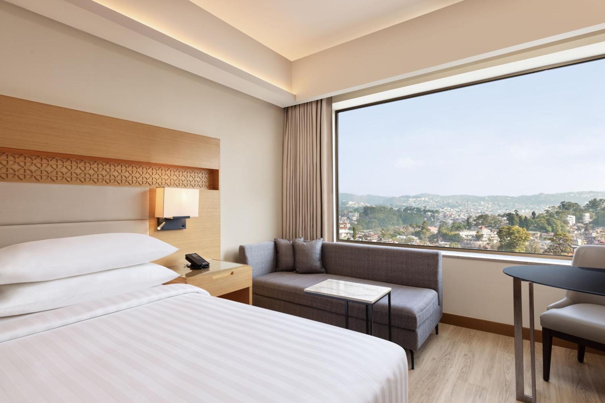 Courtyard By Marriott Shillong Hotel ภายนอก รูปภาพ